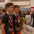 Loading...